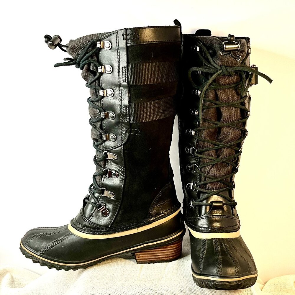 Sorel Black  Lace-Up Waterproof Women’s Joan of Arc boots / Size 5.5